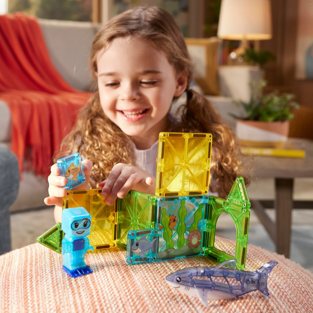magna-tiles-shark-dive-13-teiliges-magnetisches-konstruktionsspiel image 2
