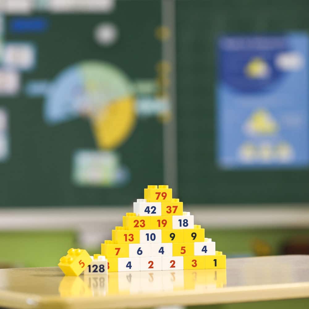 hubelino-lernbausteine-zahlenpyramiden-nach-prof-kortenkamp-mathe-bauset image 3