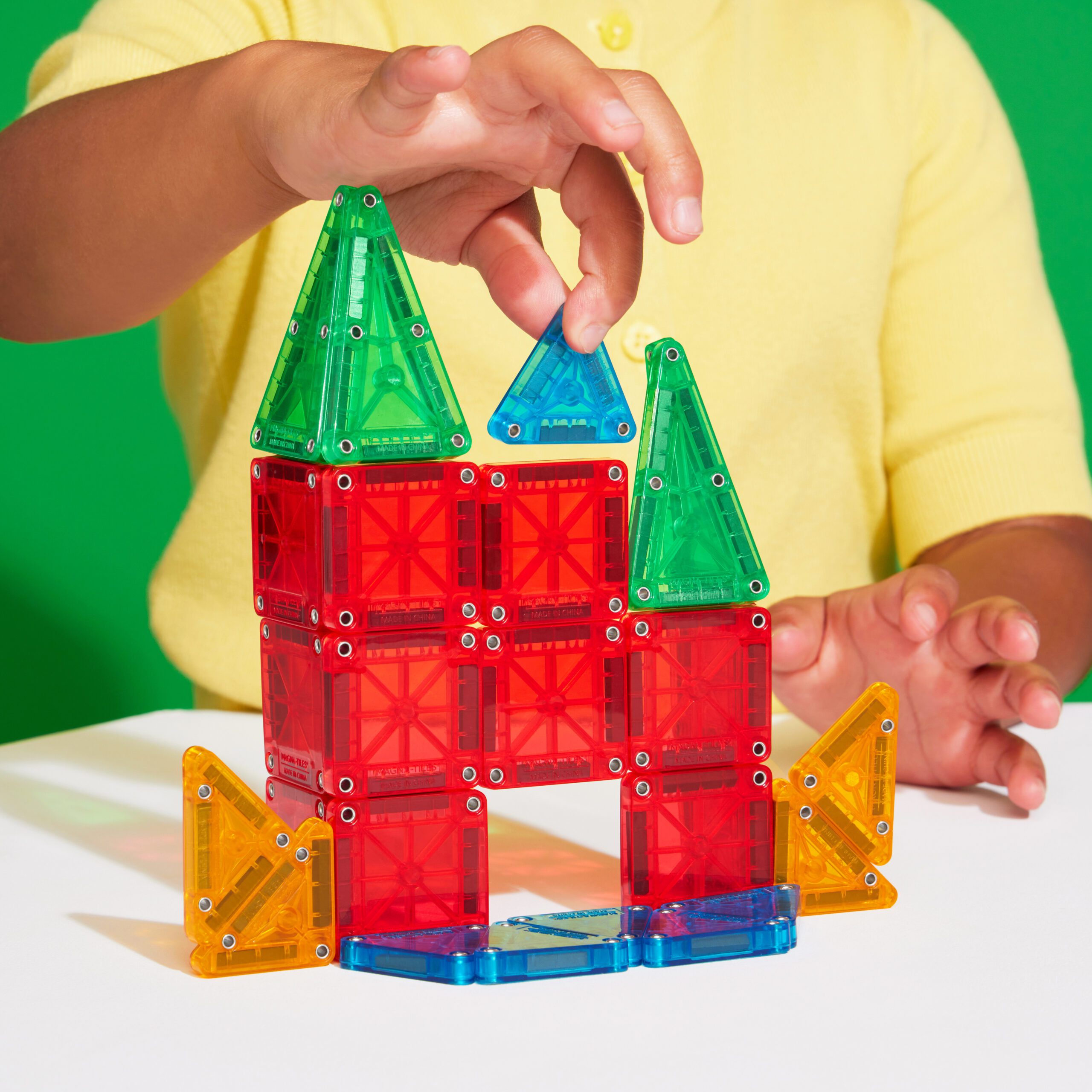 magna-tiles-micromags-travel-26-teiliges-reise-magnetbauset-mit-box image 3