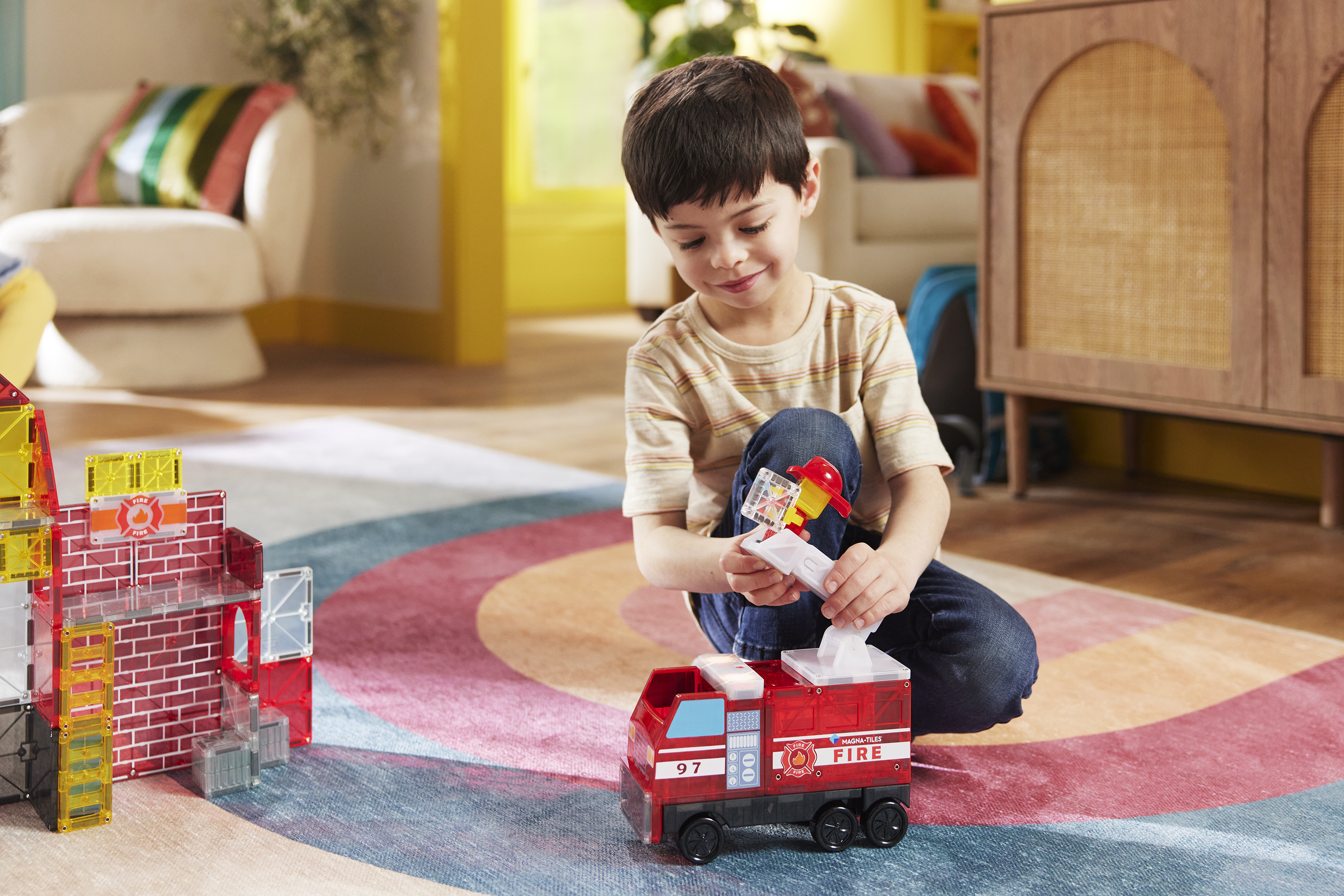 magna-tiles-fire-station-50-teiliges-set-magnetisches-rettungs-konstruktionsspie image 3